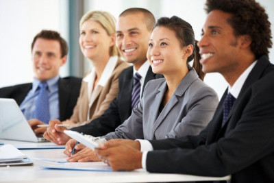 Cách Giao Tiếp Hiệu Quả Trong Môi Trường Đa Văn Hóa: Xây Dựng Kết Nối Và Hiểu Biết Lẫn Nhau